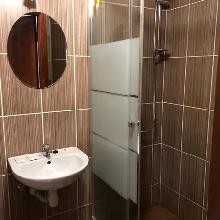 Zhuliany 3*