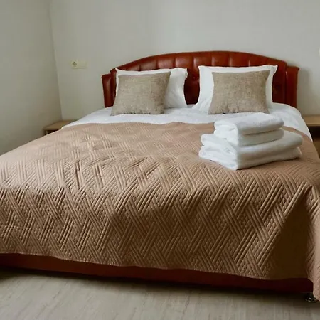 Zhuliany Hotel Gatnoye
