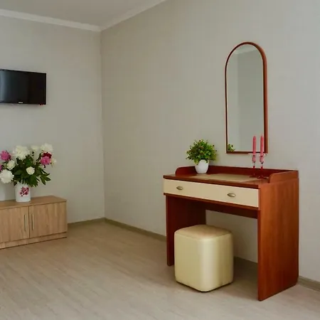 Hotel Zhuliany Gatnoye